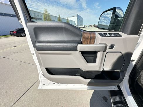 Used 2020 Ford F150 Lariat AWD/4WD image 22