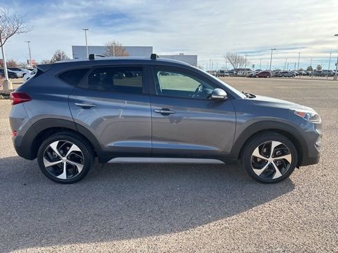 Used 2018 Hyundai Tucson Sport image 6