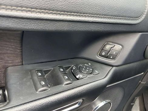 Used 2020 Ford Expedition Limited image 15