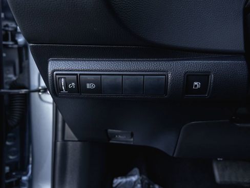 Certified 2020 Toyota Corolla LE image 13