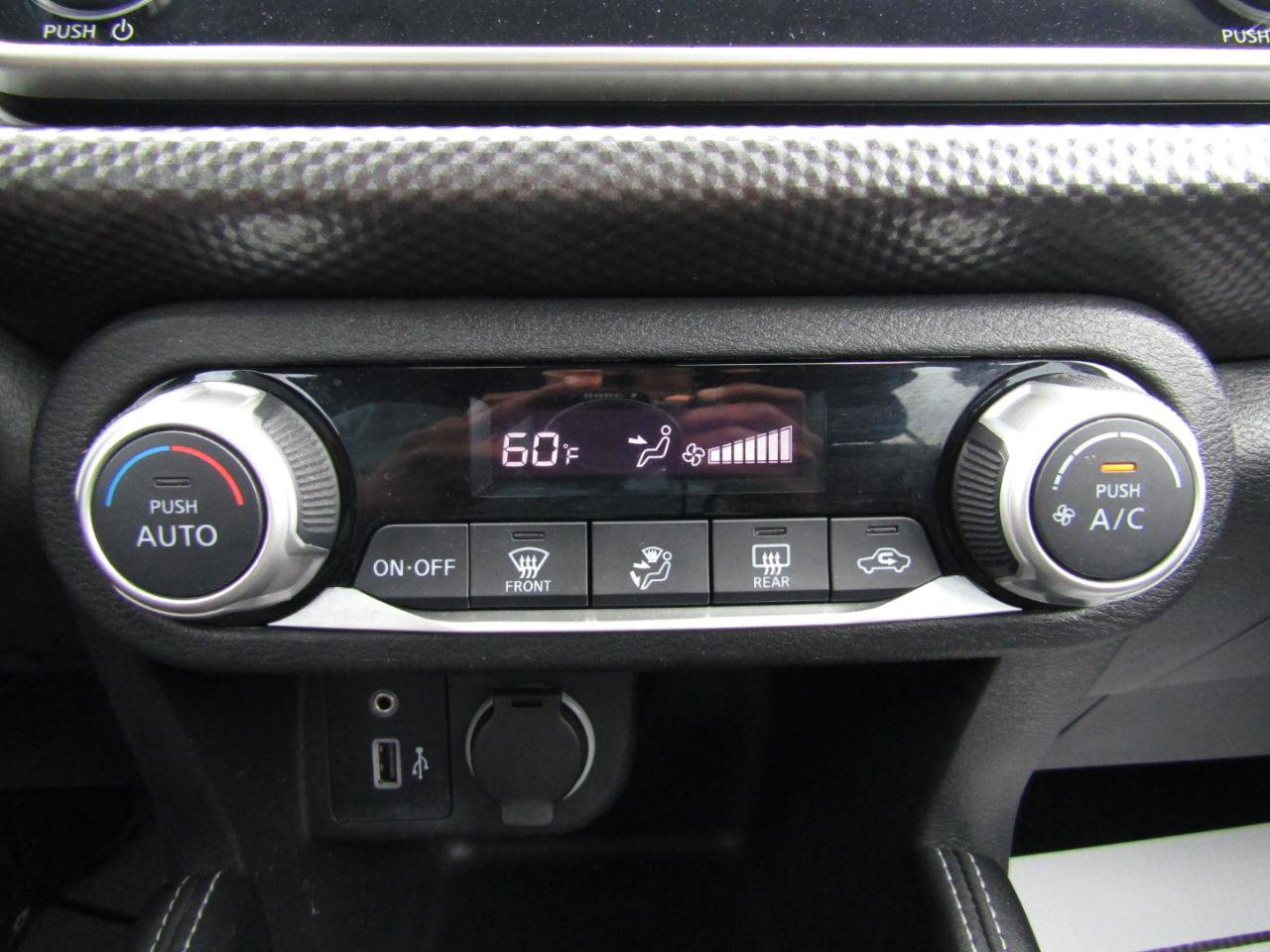 Used 2020 Nissan Kicks SV FWD image 16