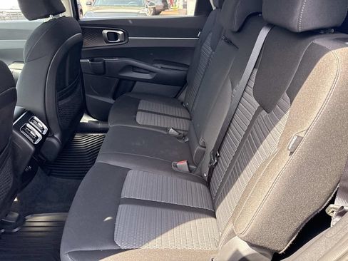 New 2026 Kia Sorento LX FWD image 7