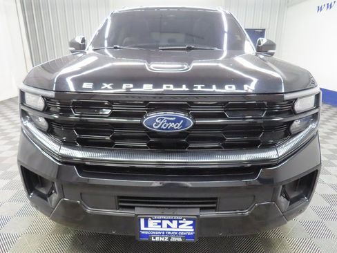 Used 2025 Ford Expedition Platinum w/ Platinum Ultimate Package image 53