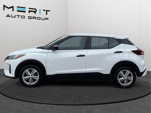 Used 2021 Nissan Kicks S FWD image 5