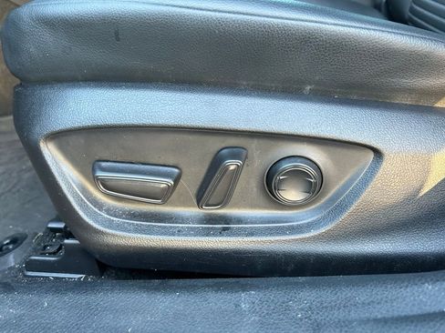 Used 2024 Toyota Camry SE FWD image 16