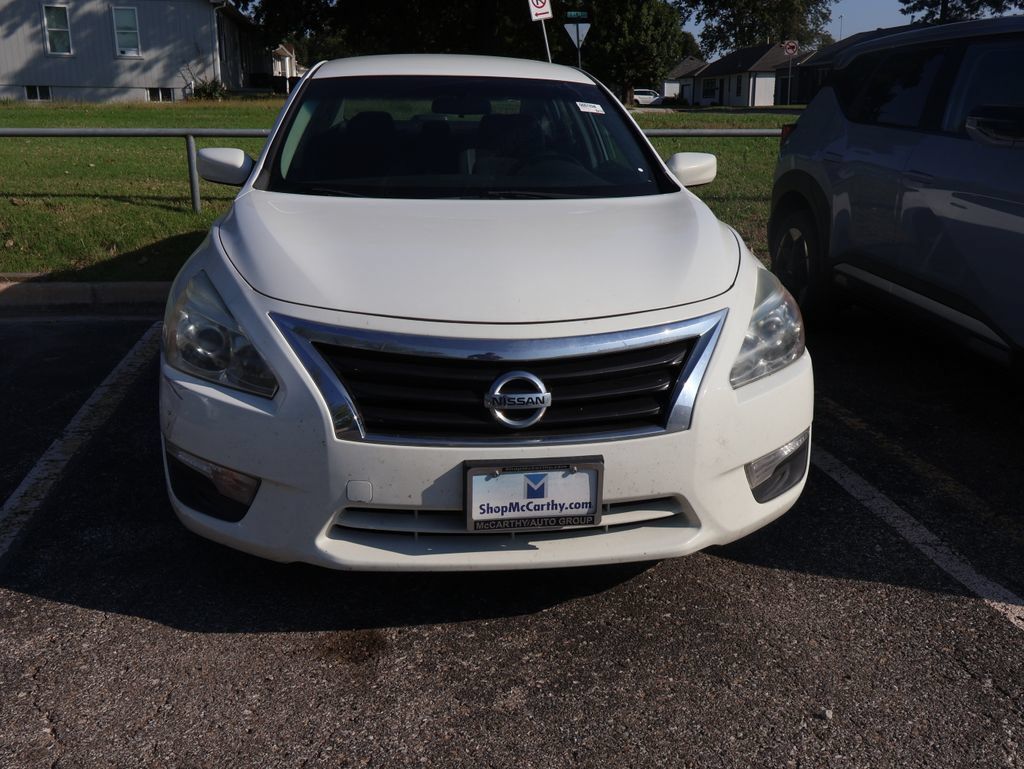 Used 2015 Nissan Altima 2.5 S w/ Power Driver Seat Package FWD image 6