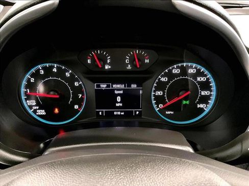 Used 2025 Chevrolet Malibu RS FWD image 22