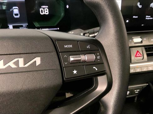 Used 2025 Kia K4 FWD image 19