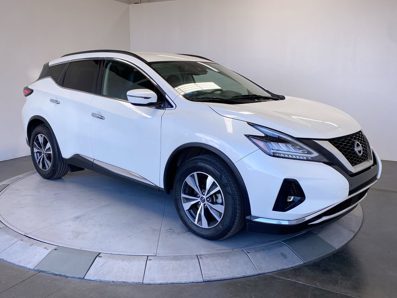 Used 2023 Nissan Murano SV FWD image 7