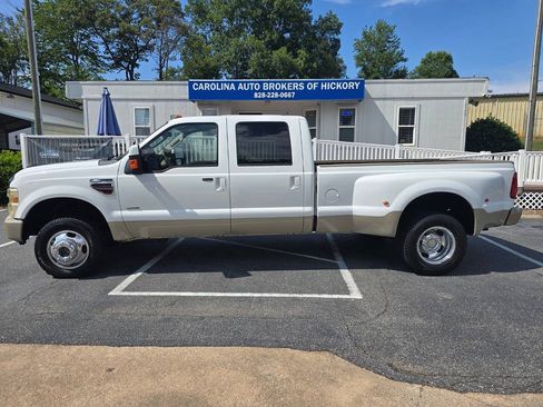 Used 2008 Ford F350 Lariat AWD/4WD image 3