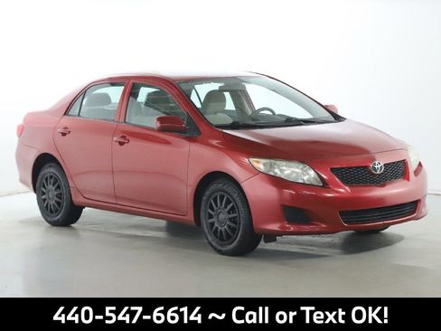 Used 2010 Toyota Corolla LE image 13