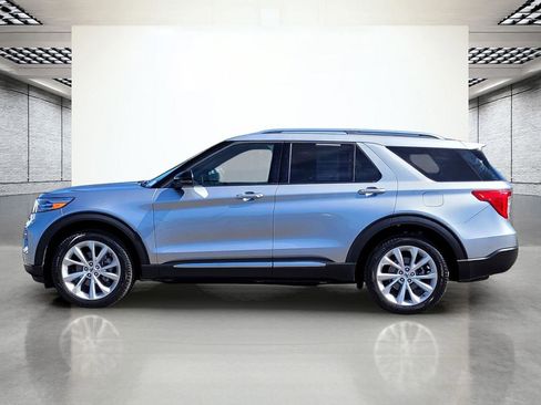 Used 2024 Ford Explorer Platinum w/ Technology Package image 10