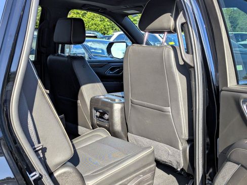Certified 2021 Chevrolet Tahoe Premier w/ Premium Package AWD/4WD image 17