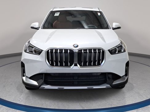 New 2026 BMW X1 xDrive28i w/ Technology Package AWD/4WD image 2