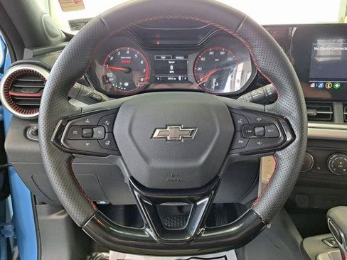 Used 2024 Chevrolet Trax RS w/ Driver Confidence Package image 11