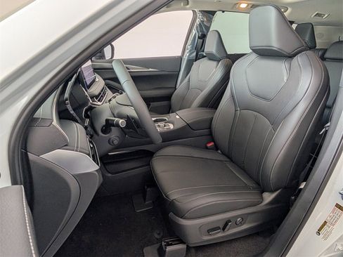 New 2026 INFINITI QX60 Luxe w/ Cargo Package image 6
