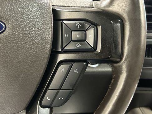Used 2018 Ford Expedition Limited w/ Equipment Group 302A AWD/4WD image 35