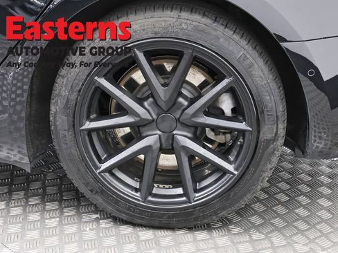 Used 2018 Tesla Model 3 Long Range image 28