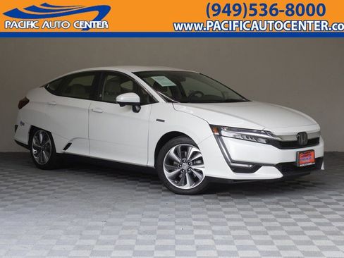 Used 2019 Honda Clarity Touring image 1