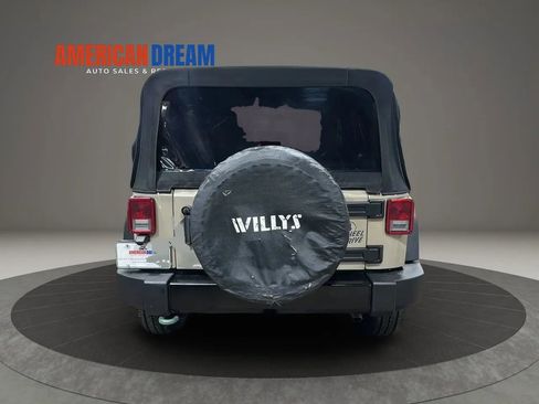 Used 2017 Jeep Wrangler Unlimited Sport AWD/4WD image 4