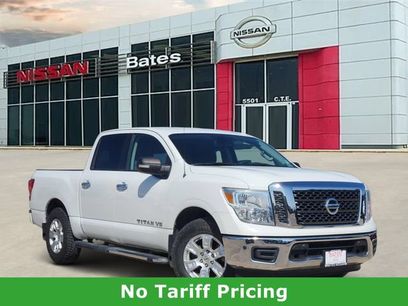 Used 2018 Nissan Titan SV w/ SV Convenience Package