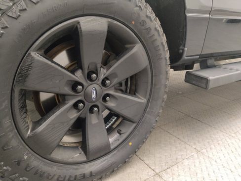 Used 2014 Ford F150 XLT w/ Equipment Group 302A Luxury RWD image 31