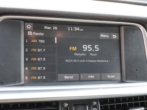 Used 2020 Kia Optima LX FWD image 21