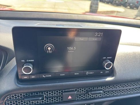 Used 2024 Honda HR-V Sport image 32