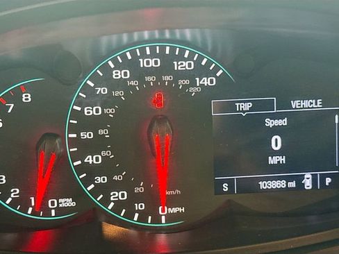 Used 2020 Chevrolet Trax LT image 13