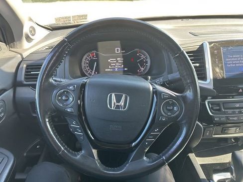 Used 2017 Honda Ridgeline RTL-E image 2