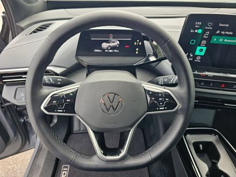 Used 2023 Volkswagen ID.4 Pro S AWD/4WD image 16