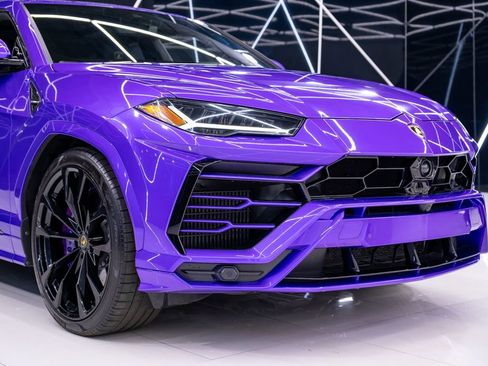 Used 2022 Lamborghini Urus AWD/4WD image 6