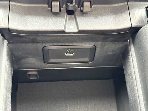 Used 2026 Mercedes-Benz E 350 Sedan image 30