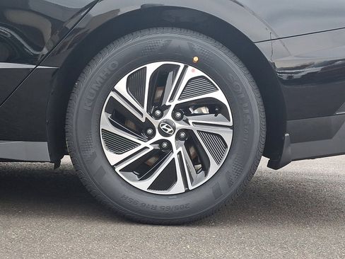 New 2026 Hyundai Sonata Blue FWD image 5