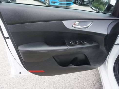 Used 2024 Kia Forte LXS FWD image 22