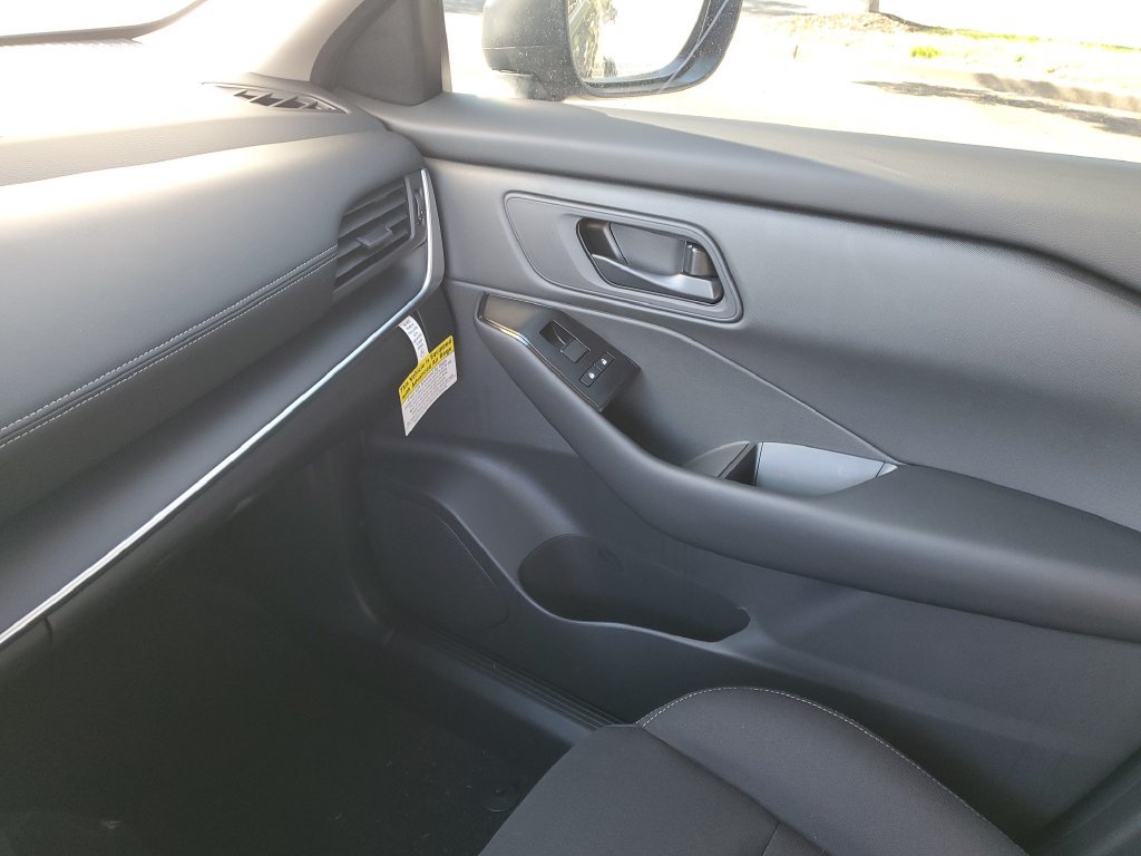 New 2027 Nissan Rogue S FWD image 35
