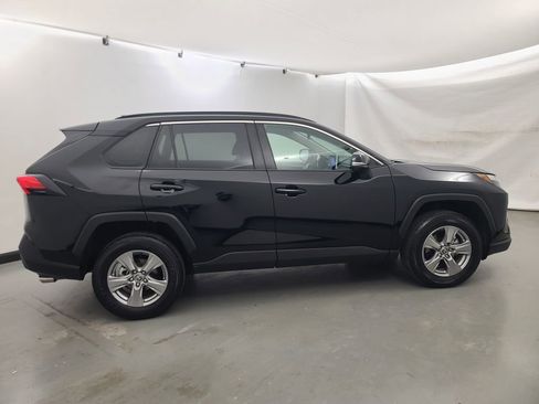 Used 2025 Toyota RAV4 XLE image 4