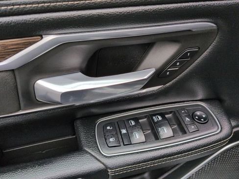 Used 2019 RAM 1500 Laramie image 23