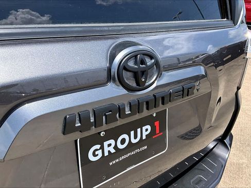 Used 2023 Toyota 4Runner SR5 Premium w/ Moonroof Package RWD image 30