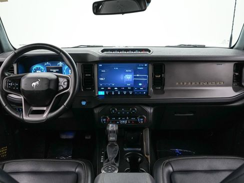 Certified 2025 Ford Bronco Badlands AWD/4WD image 16