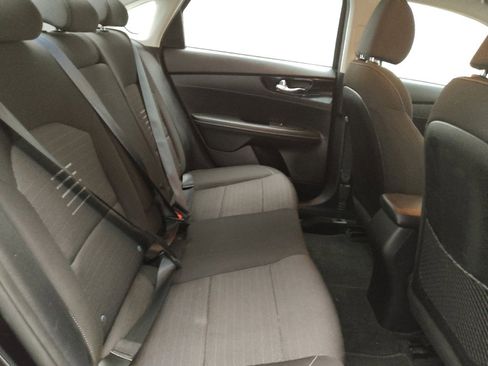 Used 2019 Kia Forte S FWD image 19
