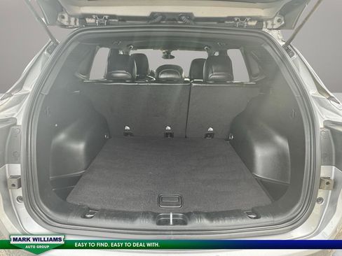 Used 2023 Jeep Compass Latitude image 27