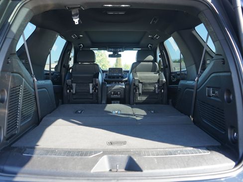 Used 2022 Chevrolet Tahoe RST image 27