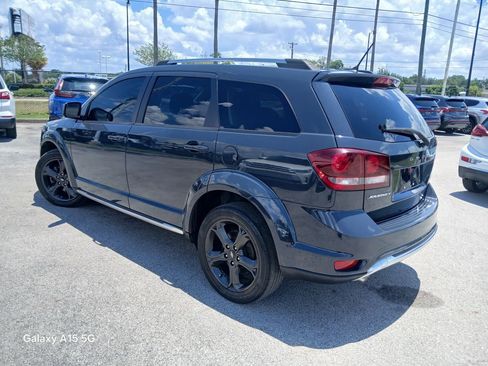 Used 2018 Dodge Journey Crossroad FWD image 4