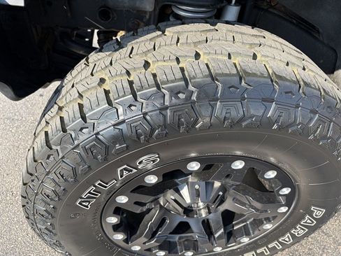Used 2013 Jeep Wrangler Unlimited Sahara w/ Connectivity Group AWD/4WD image 12