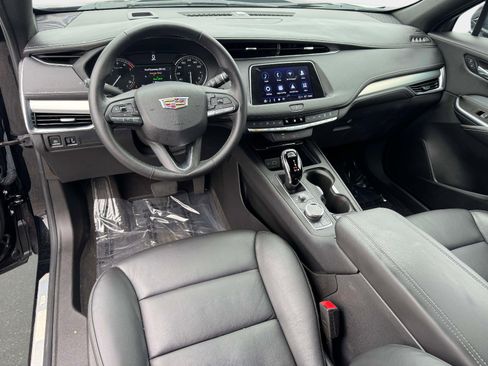 Used 2022 Cadillac XT4 Premium Luxury w/ Safety Alert Package image 2