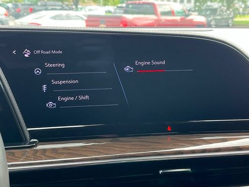 Used 2024 Cadillac Escalade Sport Platinum w/ LPO, ONYX Package AWD/4WD image 43