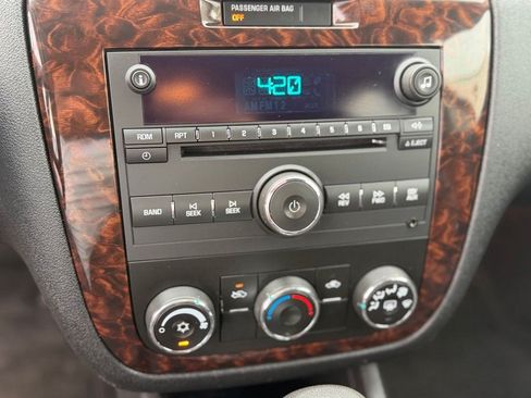 Used 2016 Chevrolet Impala Limited LS FWD image 12