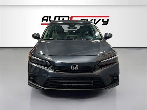 Used 2024 Honda Civic Touring image 2