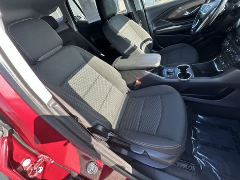 Used 2020 GMC Terrain SLE w/ Driver Convenience Package image 23